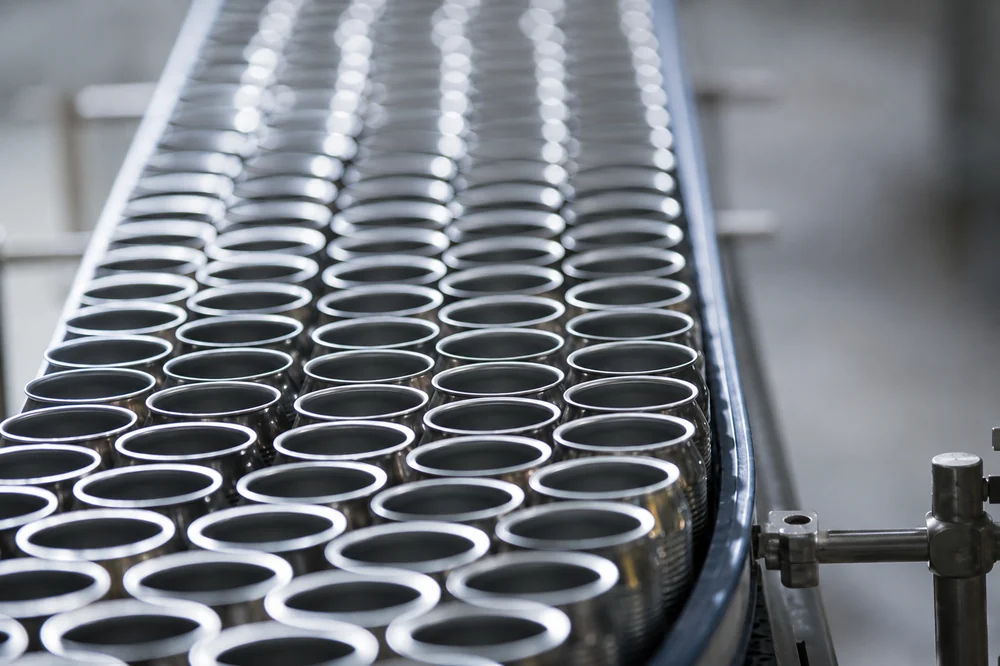 Empty can supply and handling equipment